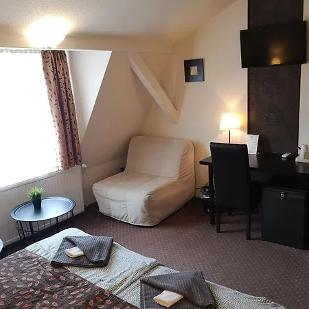Kikelet Panzio 3* Dunakeszi