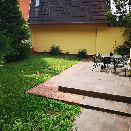 Kikelet Guest house Dunakeszi