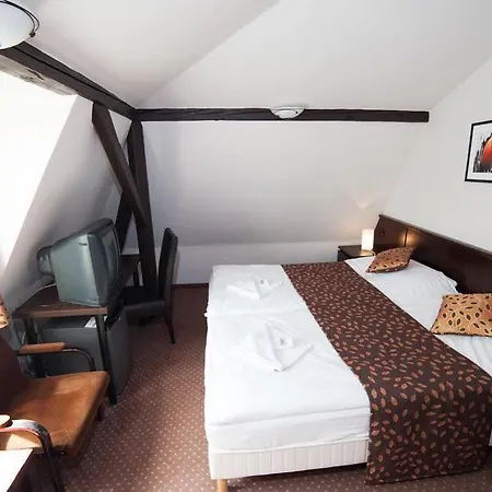Kikelet Guest house