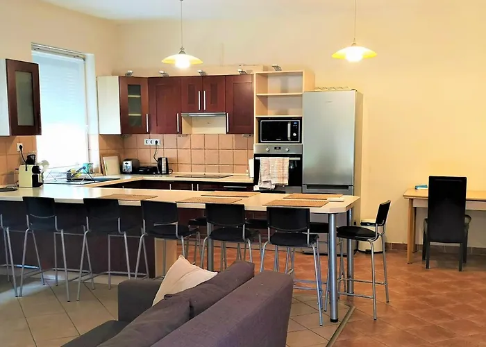 Guest house Kikelet 3*